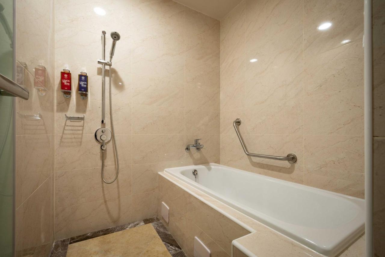 Lailai Hotel Taichung Dış mekan fotoğraf