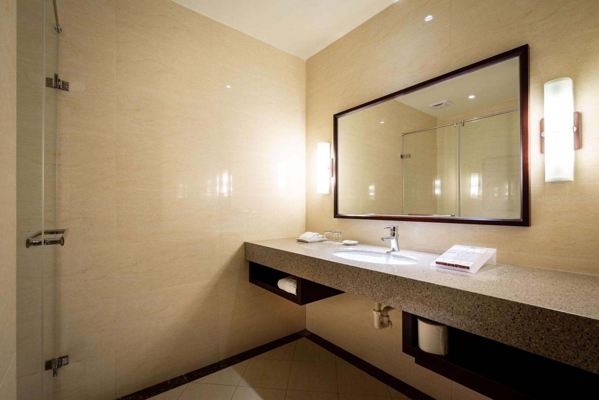 Lailai Hotel Taichung Dış mekan fotoğraf
