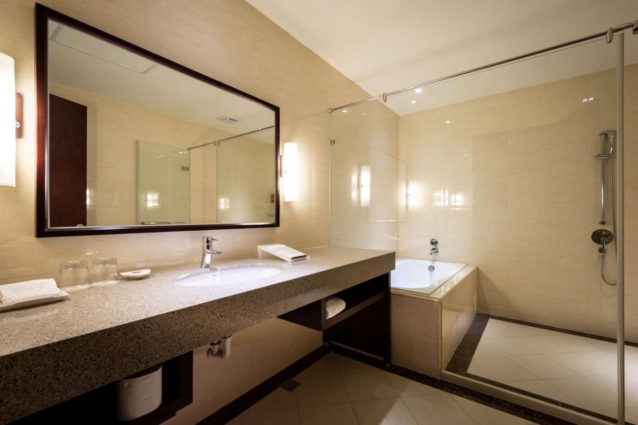 Lailai Hotel Taichung Dış mekan fotoğraf
